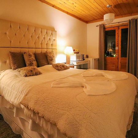 Pousada Campos Do Jordao Suites Екстериор снимка