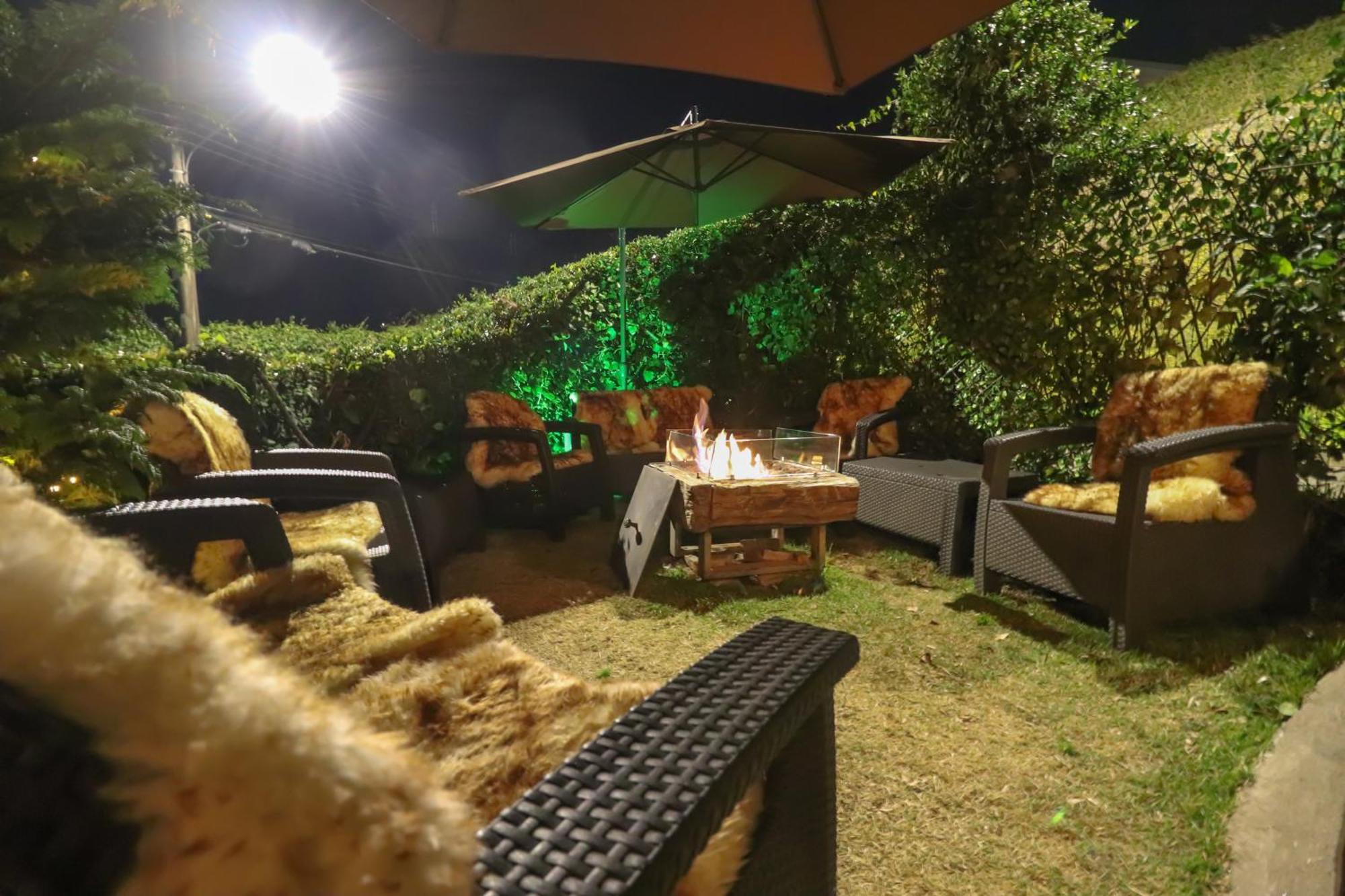 Pousada Campos Do Jordao Suites Екстериор снимка